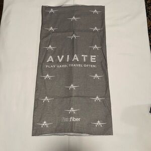 Gray Aviate Flexfiber Scarf NWT